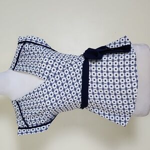 Monteau Women's Blue and White Sleeveless, V Neck Blouse/Shirt w/Belt